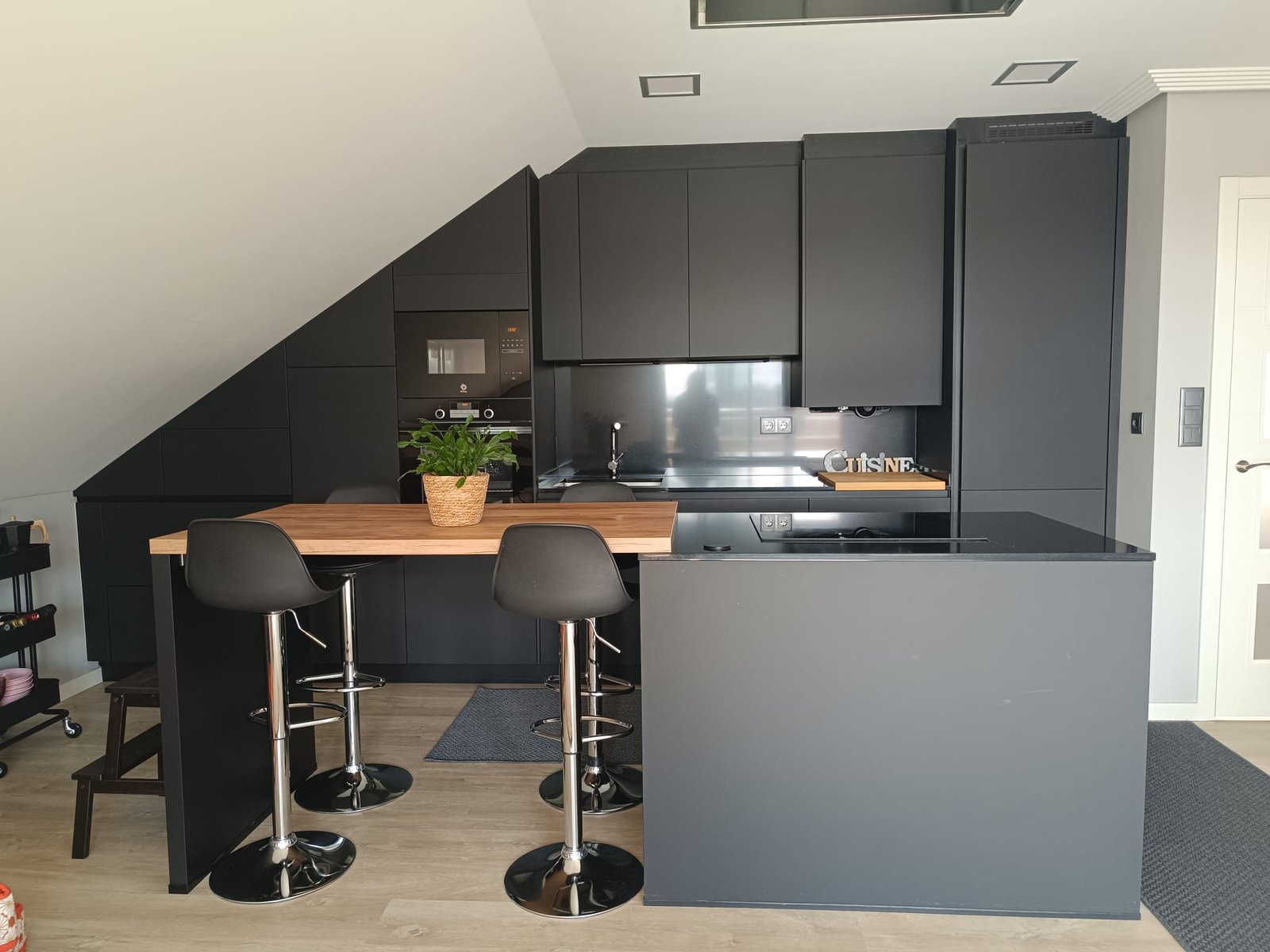 4f4f2e90-9487-44ff-a3b2-16b107478e89